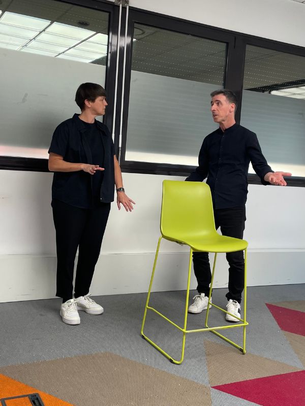 Improvisation et humour pour parler posture professionnelle chez Becton Dickinson
